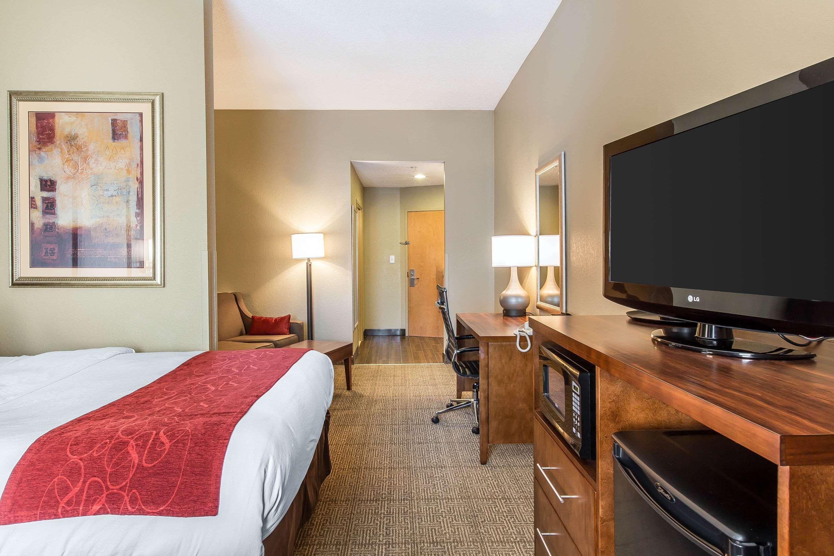 Comfort Suites Oxford I-20 Exit 188 Bagian luar foto