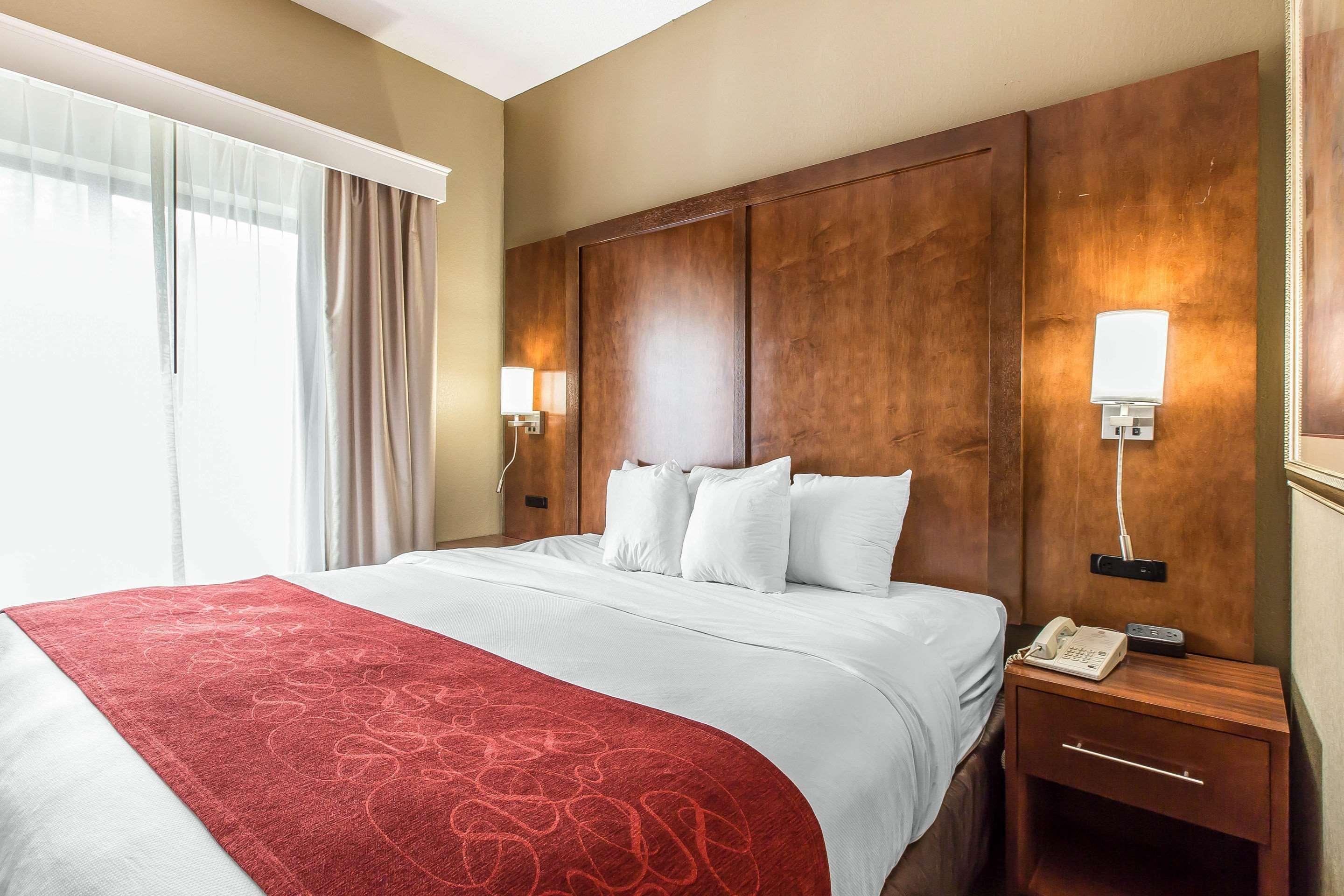 Comfort Suites Oxford I-20 Exit 188 Bagian luar foto