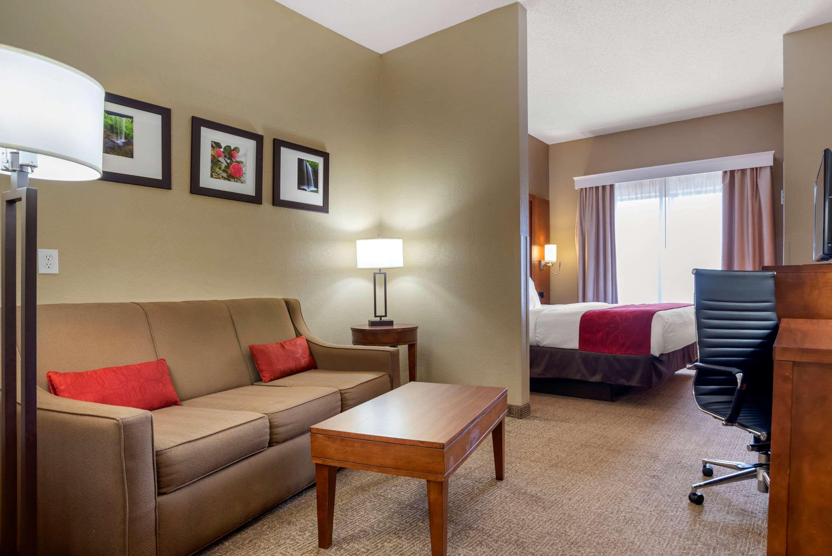 Comfort Suites Oxford I-20 Exit 188 Bagian luar foto