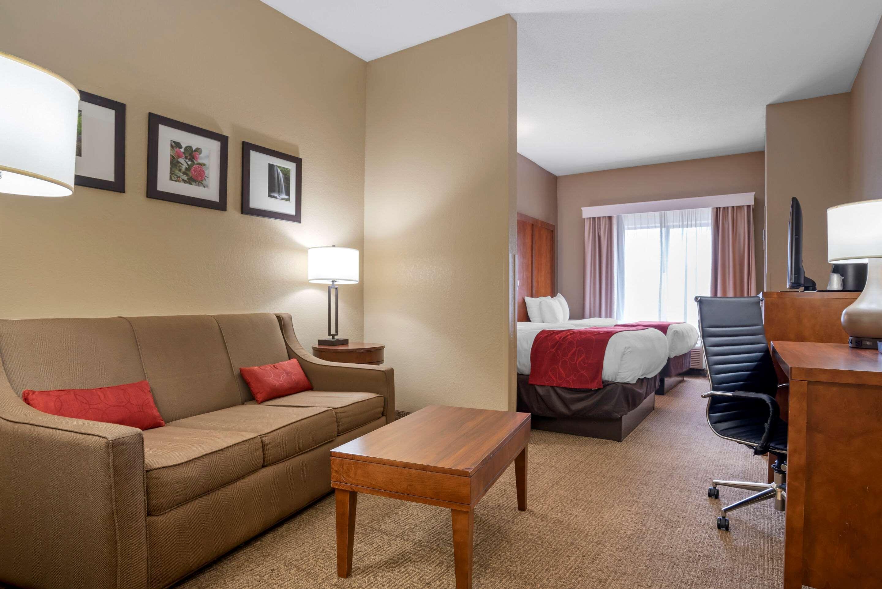 Comfort Suites Oxford I-20 Exit 188 Bagian luar foto