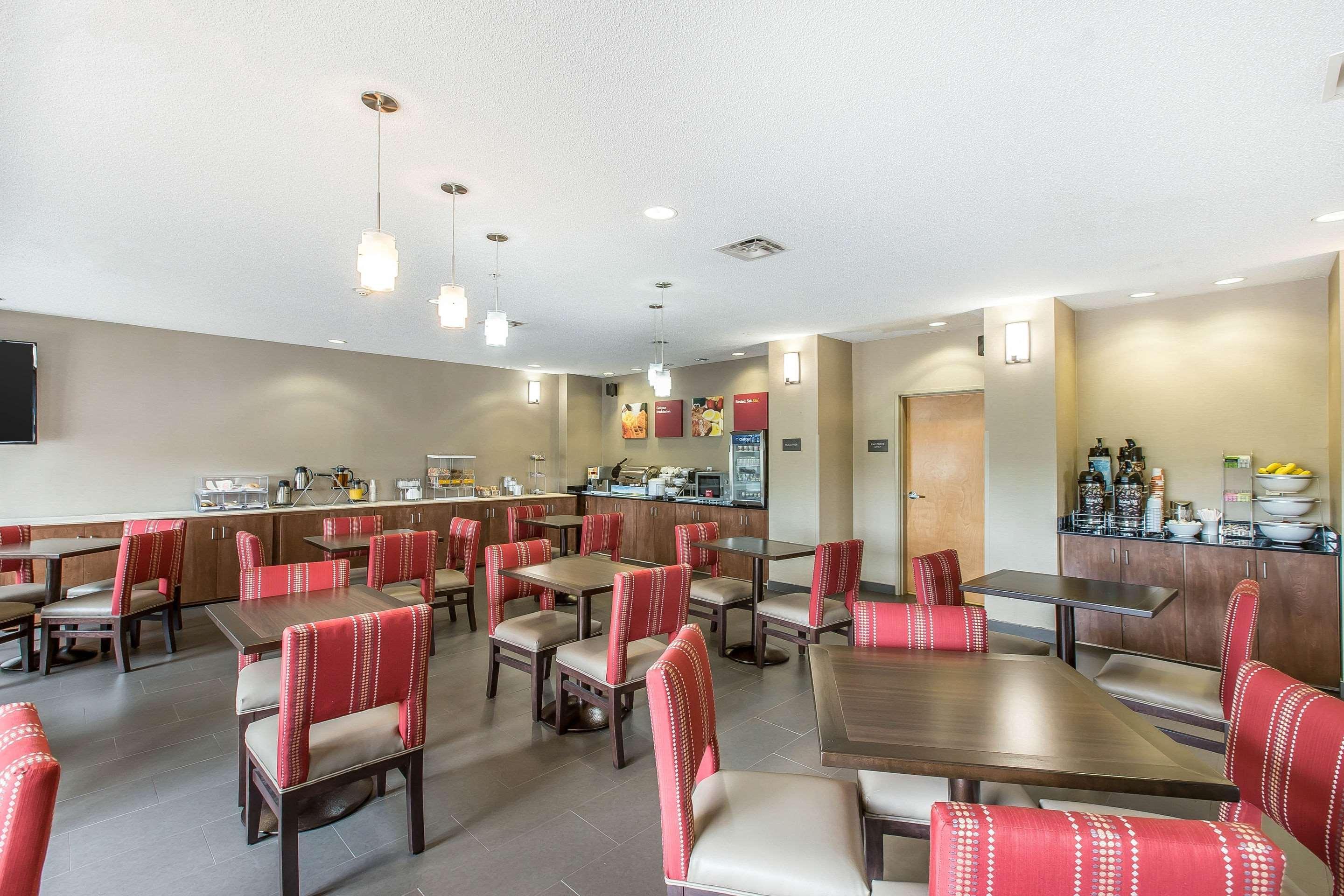 Comfort Suites Oxford I-20 Exit 188 Bagian luar foto