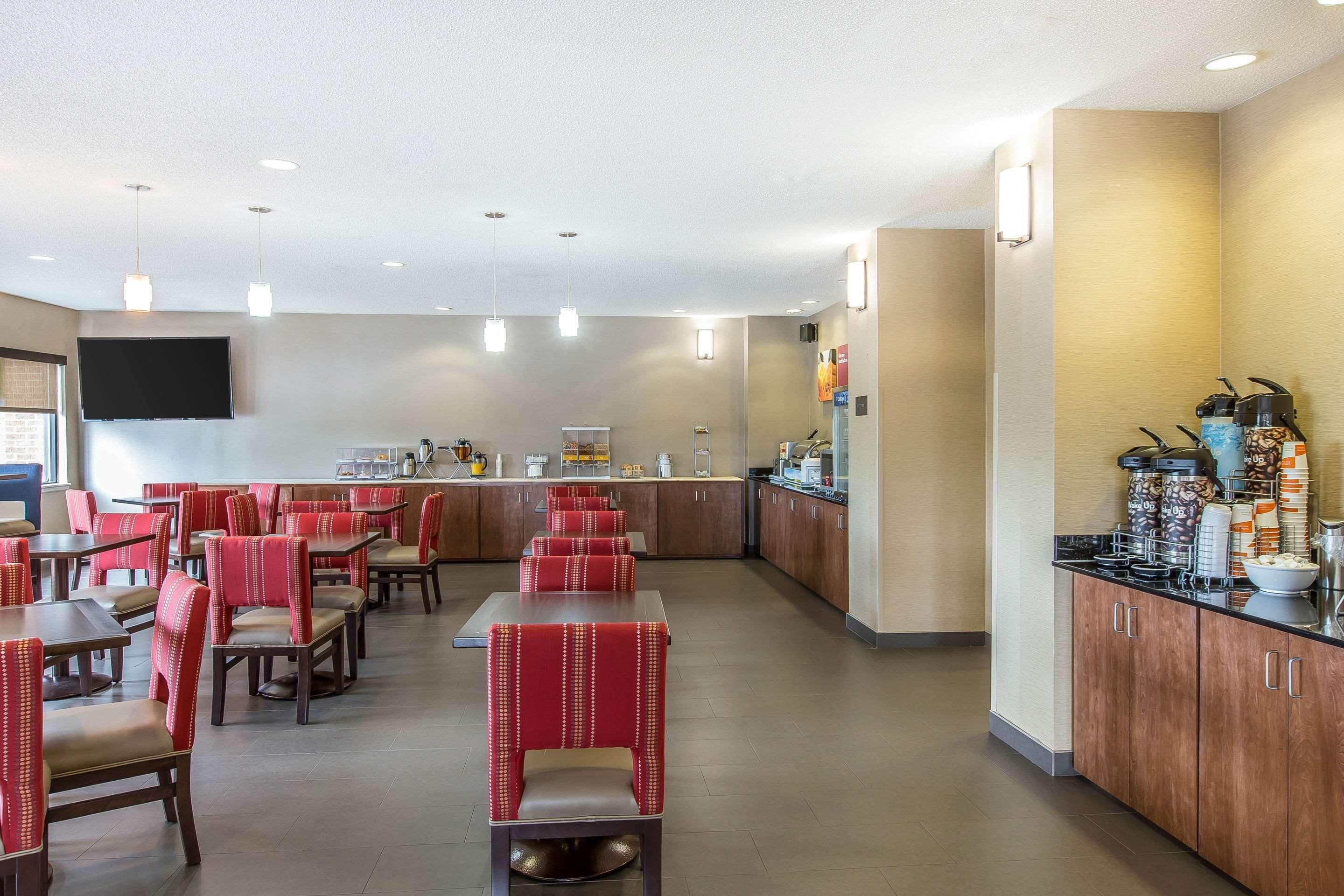 Comfort Suites Oxford I-20 Exit 188 Bagian luar foto