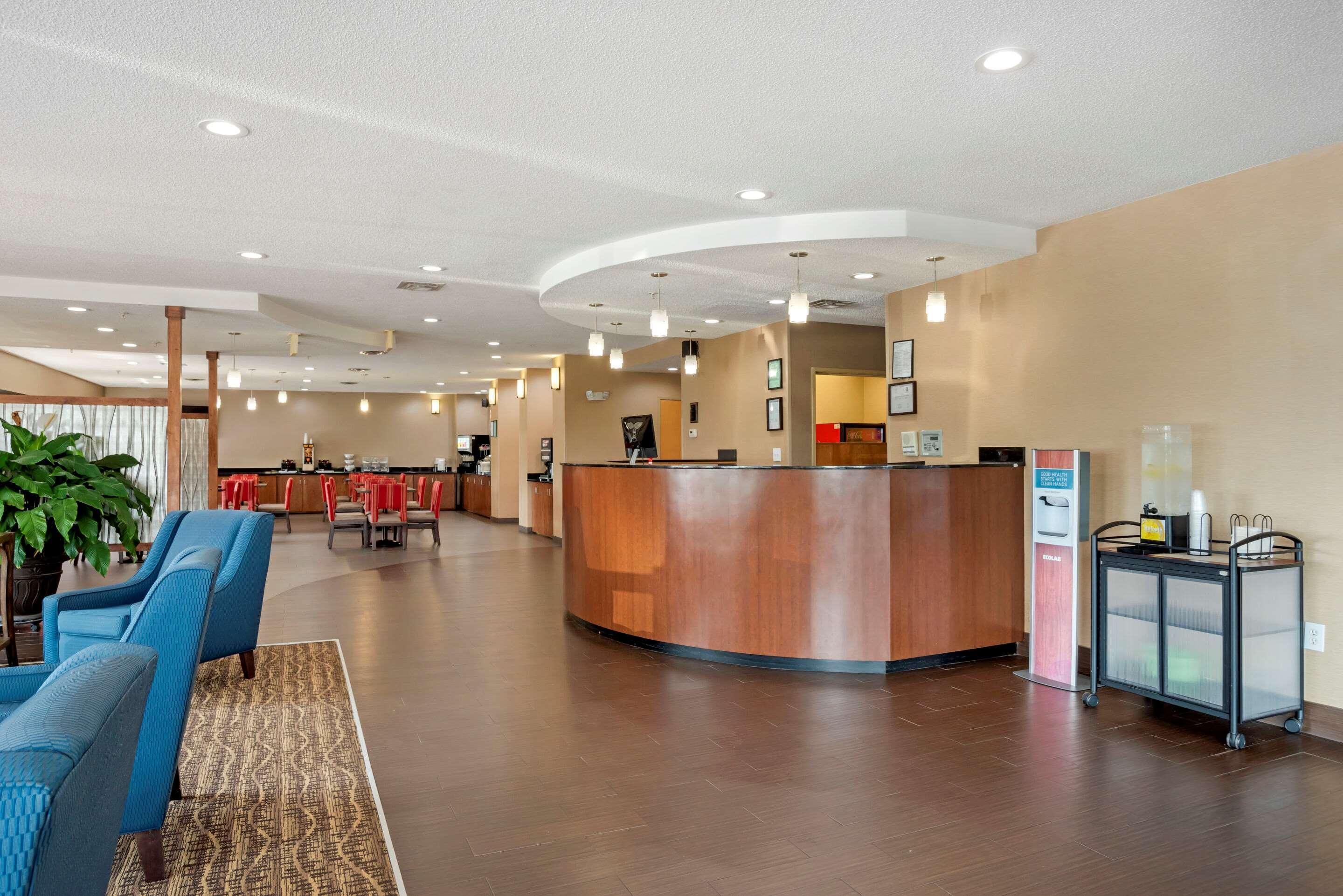 Comfort Suites Oxford I-20 Exit 188 Bagian luar foto
