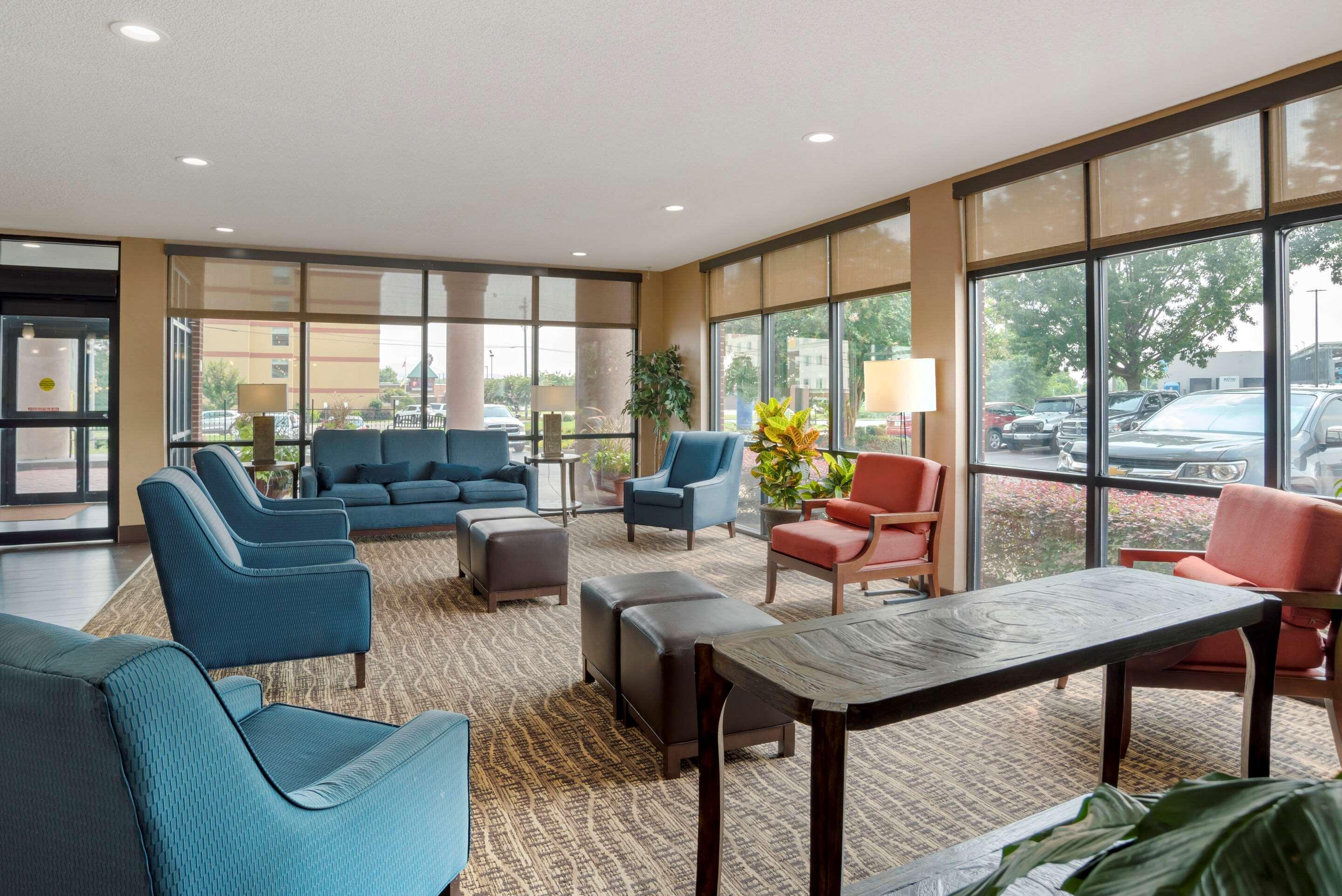 Comfort Suites Oxford I-20 Exit 188 Bagian luar foto